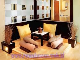 Konsep ruang tamu lesehan cocok. Menata Ruang Tamu Tanpa Sofa Rumah Awan