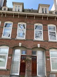 Op woensdag 14 augustus stonden de eerste dertien huurders uit de tweebosbuurt voor de rechter. Mark Lievisse Adriaanse On Twitter In Rotterdam Zuid Is Na Jaren Van Protesten En Procederen Door Bewoners De Sloop Begonnen Van De Tweebosbuurt Een Betaalbaar Vooroorlogs Wijkje Dat Plaats Moet Maken Voor Dure