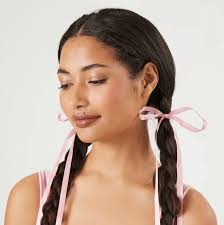 Sabrina Carpenter 'Short N' Sweet' Tour Outfit Ideas: What to Wear