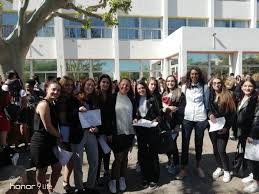 L Elegance Du Lycee C Mongrand Lycee Professionnel Charles Mongrand A Port De Bouc