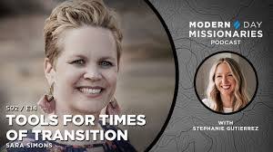 Amanda Vining's Instagram, Twitter & Facebook