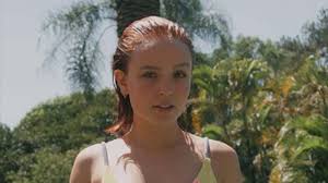 Já fez filmes, dublagens e telenovelas. Larissa Manoela Ostenta Corpao Em Fotos De Biquini Marcia Piovesan