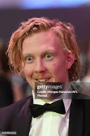 Zach Merrett and partner Alexandra Bourne attend the 2022 Brownlow... News  Photo