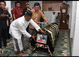 Di bulan yang suci ini merupakan momentum yang menguntungkan para pebisnis online dalam meningkatkan penjualan dibulan ramadhan.setelah tahu peluang bisnis online dibulan ramadhan dan waktu yang tepat untuk berpromosi. 11 Publik Figur Ini Meninggal Di Bulan Ramadan