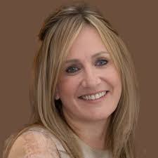 Amanda Caggiano's Instagram, Twitter & Facebook