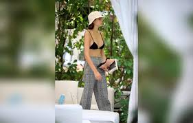 Stacy's mom really get it going on. Scary Skinny Kaia Gerber Mom Cindy Crawford Miami Pool Day