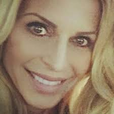 Jennifer Boughner's Instagram, Twitter & Facebook