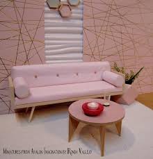 1 6 Scale Round Table In Light Rose Blush With Natural Wood Legs Mid Century Danish Modern Goruntuler Ile Bebek Evleri Barbie Ev Elisi Fikirleri