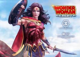 She is a warrior of peace hailing from an island of women isolated from the outside world (called man's world by the amazons for obvious reasons). Wonder Woman Wonderwoman Comic Statue Prime 1 Studio