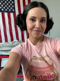 April Benoit's Instagram, Twitter & Facebook