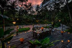 A Very Romantic Ambiance At River Side Deck For Romantic Candle Light Dinner At Permata Ayung Private Estate Romantic Candle Light Dinner Romantic Places Ubud