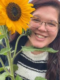 Martha Lamm's Instagram, Twitter & Facebook