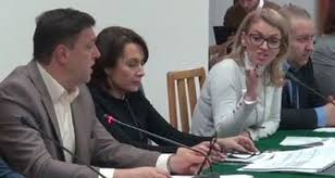 În zilele astea, aproape toată lumea de la noi ştie că ordonanţa de urgenţă (oug) nr. Revista 22