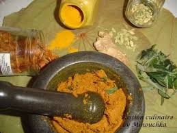 Pate De Curry Tres Parfume Fait Maison Passion Culinaire By Minouchka Pate De Curry Culinaire Recettes De Cuisine