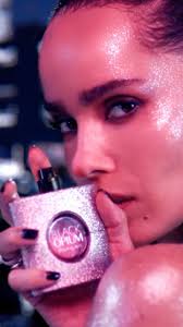 Black Opium meets glitter. , Black Opium Eau de Parfum Glitter.