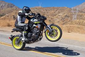 2018 yamaha mt09 tracer 09. 2018 Yamaha Mt 09 Review 14 Fast Facts