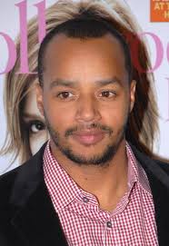 Mother, father, siblings, wife and 6 kids. Donald Faison Wikipedia