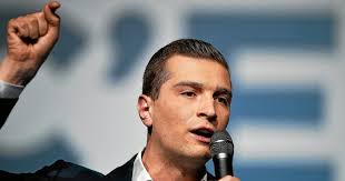 Jordan bardella a annoncé porter plainte pour diffamation le 7 juin à l'encontre de valérie pécresse, présidente sortante de la région, à la suite de tweets accusant des candidats rn de racisme. Jordan Bardella Rn Macron Defend Un Vieux Modele France Le Telegramme