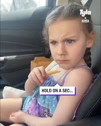 This girl gives bombastic side eye