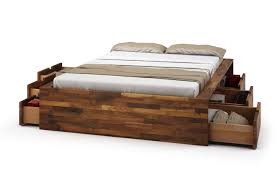 Hanger and foot are in and form such a unit with the bed side. Livaro In Nussbaum Bett Mit Kasten