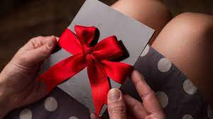 What can you buy with an amazon gift card? 25 Best Gift Cards To Give Mental Floss