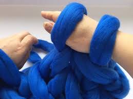 Let's learn the basics of arm knitting! Diy Arm Knitting Kit For A Blanket 40x60 Becozi