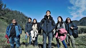 Просмотров 123 тыс.6 месяцев назад. 9 Film Romantis Indonesia Terbaik Yang Bikin Baper