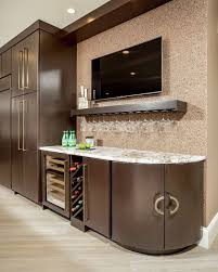 Company Is Coming Ready To Entertain Design By Cabinetdesignofpella Woodharbor Camerondoorstyl Kitchen Cabinets In Bathroom Kitchen Trends Dream Kitchen
