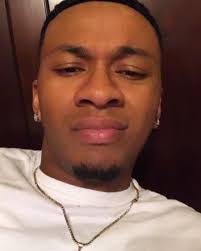 Wanted: Corey McLaughlin Charges Include Larceny and False Pretense  SUMMARY: 🔍 Name: Corey McLaughlin, aka “Boreyy” ACTIVE CHARGES: 🔸  Obtaining property by false pretense 🔸 Larceny 🔸 Possession of stolen  property 🔴