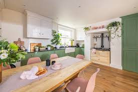 Here's an overview of the three types of cabinets in broad price segments that you'll find at stores. Rust Oleum Kitchen Cupboard Paint Launches In 110 Colours