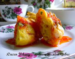 Kuih cucur udang antara kuih yang menjadi kegemaran ramai. Cucur Udang Tembam Dapur Tanpa Sempadan