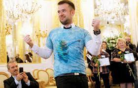 Facebook gives people the power to share and makes the. Nauczyciel Roku 2018 O Tym Jak Przetrwac W Szkole Wyjmijcie Telefony Bedziemy Sie Uczyc Polityka Pl