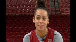 There's performers and then there's performance. One On One Interview With Arkansas Sophomore Chelsea Dungee Youtube