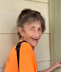 Mrs. Edna Faye Johnson, age 80, of Winfield passed away