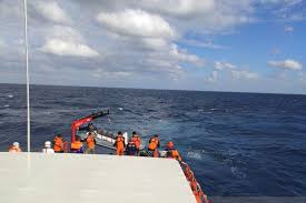 322 likes · 2 talking about this. Pertemuan Arus Sulitkan Pencarian Korban Kapal Tenggelam Di Kupang Antara News