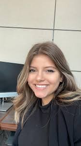 Howdy yall! I am Dulce eldest daughter of Edward Beuten Jr. and  Granddaughter to Edward Beuten! Looking forward to seeing all of your  lovely faces in person!! Can't wait! 💕