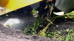 A lot of things, starting with various minerals and gasses that make up the inorganic part. Ropa Haulm Topper Ks 475