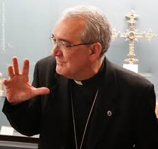 La Puebla de Castro: EL OBISPO D. ÁNGEL PÉREZ PUEYO VISITA LA PUEBLA DE  CASTRO Y AUTENTIFICA LAS RELIQUIAS DE SAN FRANCISCO SOLANO Y SANTA ROSA DE  LIMA.