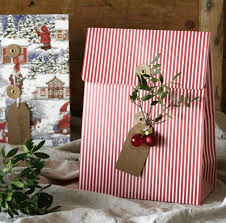 Les décorations de noël ikea pour le sapin. Ikea Vient De Sortir Sa Collection Noel Et Nous Plonge Dans La Magie Des Fetes So Busy Girls