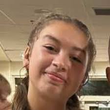 Lilly Bruce's Instagram, Twitter & Facebook