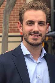 Robin Freese's Instagram, Twitter & Facebook