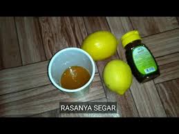 Air kencur dan jeruk nipis campuran air kencur dan jeruk nipis dipercaya dapat meringankan batuk, sakit tenggorokan, dan membersihkan suara. Cara Membuat Obat Batuk Paling Ampuh Tradisional Madu Dan Lemon Youtube