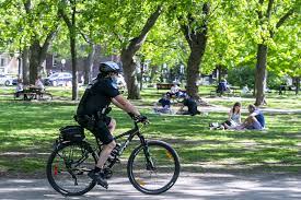 A series of relaxations will be authorized over the next few weeks, as summer arrives, the legault government announced on tuesday. Guz4sxbyvoin7m
