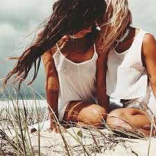 Résultat de recherche d'images pour "deux meilleur amie girl summer"