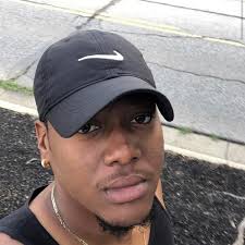 RomanReigns and #JeyUso have a huge night ahead of them TONIGHT at  #WrestleMania 🙌