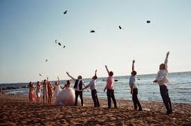 Il matrimonio in spiaggia richiede un dress code un po' diverso rispetto a quello dei matrimoni civili classici. Matrimonio In Spiaggia Nelle Marche Scopri Dove E Come Matrimonio Nelle Marche
