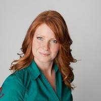 Julie Scarlett (@Ginger_Homes1)