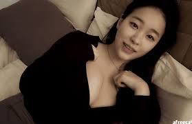 몸매좋은 여자, 여성, 흰색 수영복에 관한 아이디어를 더 확인해 보세요. í¬ëª¨ìŠ¤ ë¯¸ëž˜ê°€ ë¯¸ëž˜ë‹¤ ã„·ã„·ã„· Gif