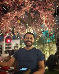 Because we love our friend Barun as much as he loves Maharaja Bhog,  @aaiskitchenmumbai decided to send him a thaali, the way they do, at  Maharaja Bhog, as his birthday lunch! Look