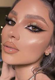 How To Draw Super Attractive Foxy Eye Makeup Latest Fashion Trends For Girls In 2020 Glamour Makeup Glam Makeup Look Gorgeous Makeup
